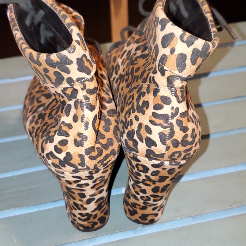 Leopard Wedges - Picture 4 of 7